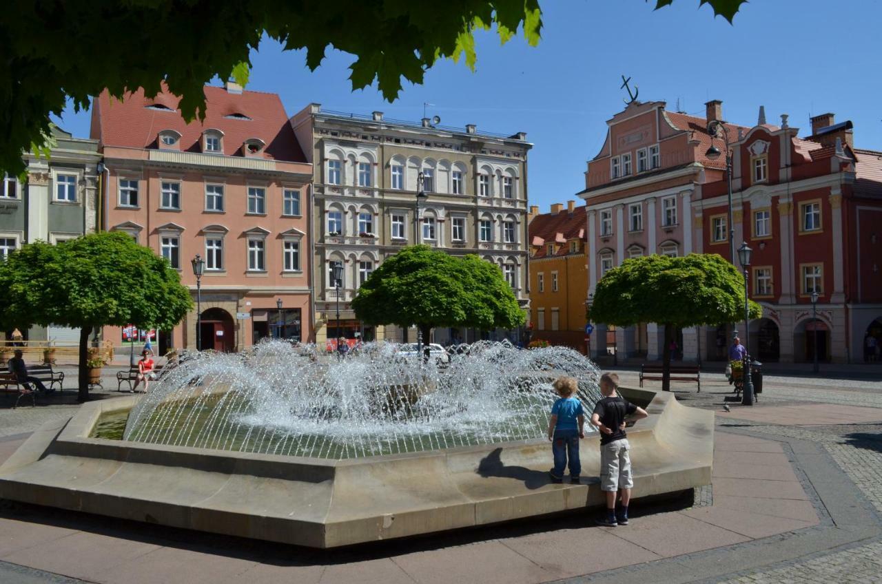 Art Mieszkanie Blisko Dworca Pkp Walbrzych Miasto Exteriér fotografie